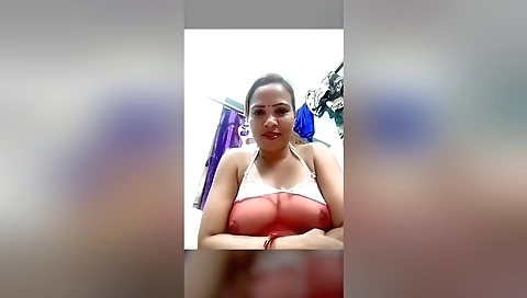 Today Exclusive- Bhabhi Play With Boobs