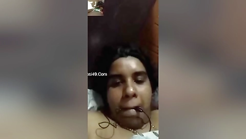 Today Exclusive- Mallu Bhabhi Showing Her Boobs And Pussy On Video Call 3