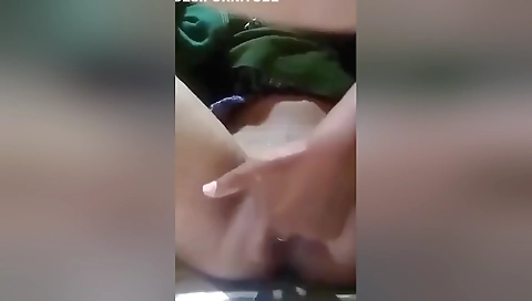 Desi Girl Fingering