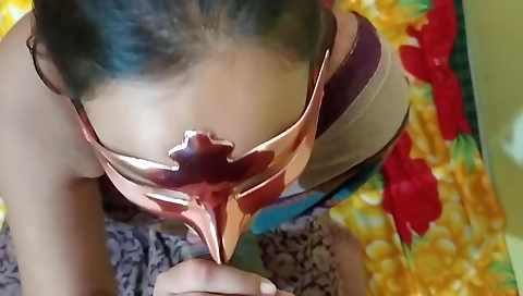 Desi Horny Girl Giving Blowjob And Sucking Balls