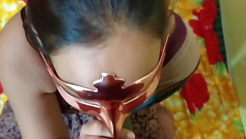 Desi Horny Girl Giving Blowjob And Sucking Balls