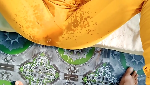 Desi Bhabhi Squirts In Bed Hard Fucking In Devar