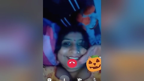 Exclusive- Horny Indian School Teacher Showing Her Boob On Video Call