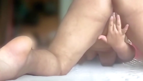 Horny Girl Masturbates In The Morning In Her Bed