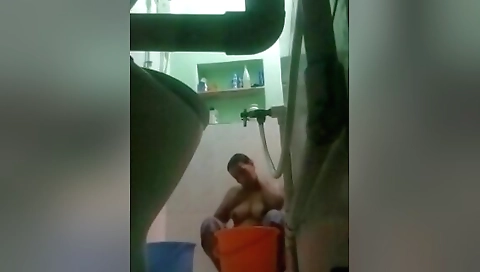 Today Exclusive- Desi Bhabhi Bathing Capture By