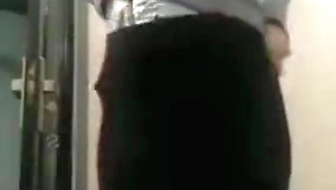 Hot Look Desi Girl Showing Her Boobs And Pussy