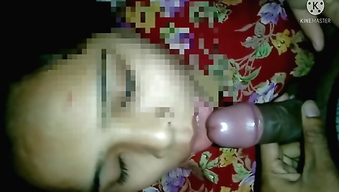 Li Ya In Wife Ne Lund Chus Kr Pura Maal Apne Ander