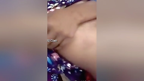 Today Exclusive- Bangla Girl Showing Her Boobs And Wet Pussy