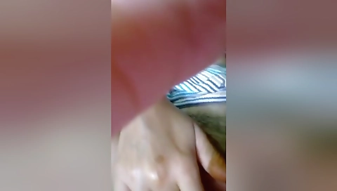 Today Exclusive- Horny Desi Bhabhi Record Her Nude Video For Lover
