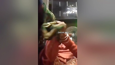 Today Exclusive- Desi Bhabhi Blowjob