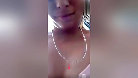 Today Exclusive- Cute Desi Girl Showing Her Pussy