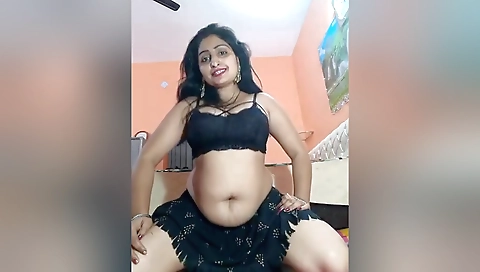 Most Demanded Bhabhi Show Her Big Ass 3