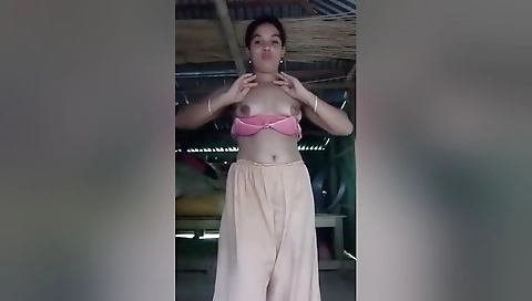 Desi Village Girl Shows Her Boobs And Pussy 2