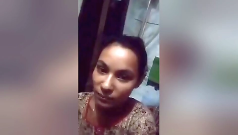 Desi Bhabhi Shows Her Boobs And Pussy 2