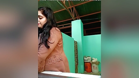 Sexy Bhabhi Shows Her Boobs And Big Ass