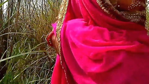 Hd Jungle Me Mangal Outdoor Indian Hot Bhabhi Khet Me Chudai