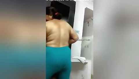 Indian Paid Randi Wearing Cloths After Fucking