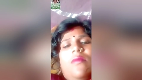 Village Bhabhi Shows Her Boobs And Pussy