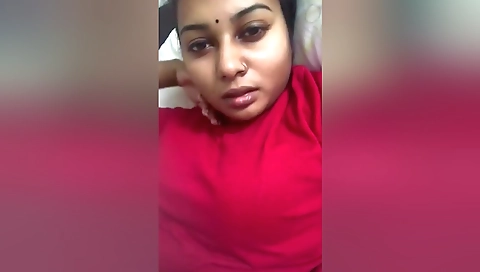 Tamil Girl Shows Her Boobs And Pussy