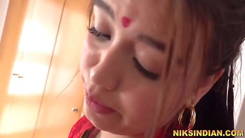 Beautiful Big Ass Indian teen 18+ Maid Girl In Saree Fucked By Her Saheb