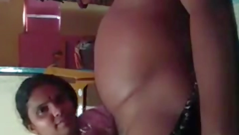 Today Exclusive- Horny Tamil Couple Romance And Handjob On Liver App Show