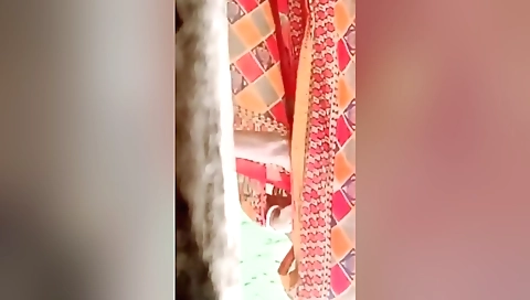 Today Exclusive- Mature Aunty Out Door Cloths Wearing Record In