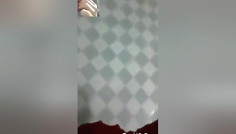 Today Exclusive- Desi Girl Showing Her Pussy