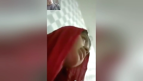 Today Exclusive- Desi Girl Showing Her Pussy