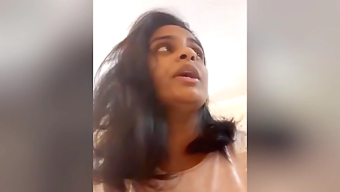 Today Exclusive- Super Cute Indian Girl Bathing