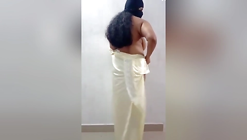 Today Exclusive-sexy Figure Bhabhi Record Her Nude Video