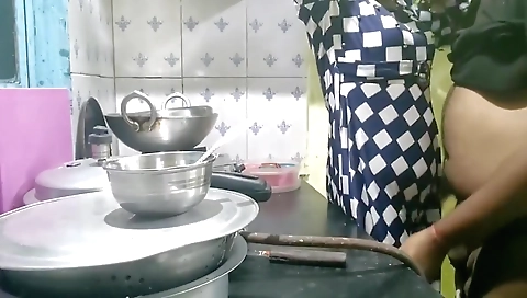Indian Bhabhi Cooking In Kitchen And Step brother In Law Fucking