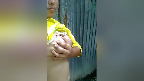 Cute Bangla Girl Shows Her Boobs