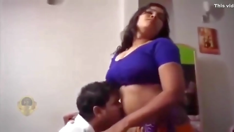 Tailor Man And Mallu Bhabhi Romance