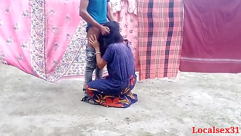 Indian Desi Couple Fuck Outdoor In Public Places