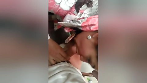 Today Exclusive-horny Nri Bhabhi Sucking Hubby Friend Dick