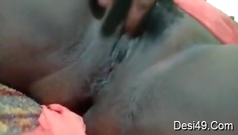 Today Exclusive- Horny Tamil Bhabhi Showing Her Boobs And Pussy 1