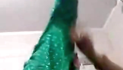 Today Exclusive- Horny Paki Bhabhi Showing Her Boobs