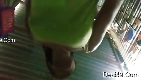 Today Exclusive- Kolkatawali Girl Showing Her Boobs