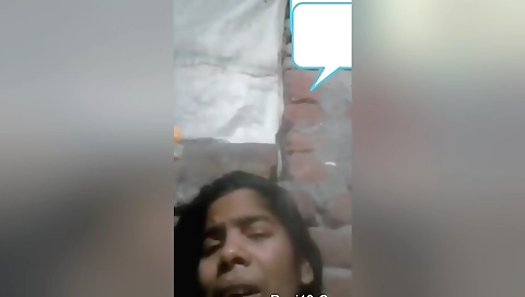 Today Exclusive- Village Girl Showing Her Boobs And Pussy On Video Call