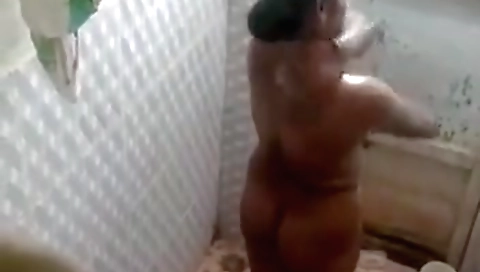 Today Exclusive- Bahbhi Bathing Record By