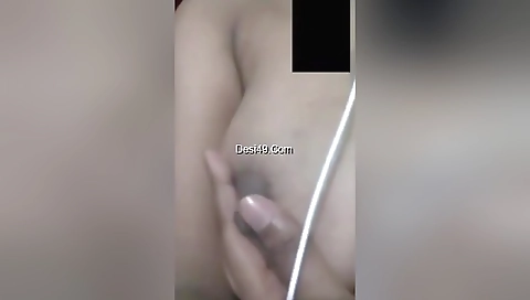 Today Exclusive- Sexy Bangla Girl Showing Her Big Boobs