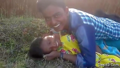 Today Exclusive-desi Village Lover Outdoor Fucked