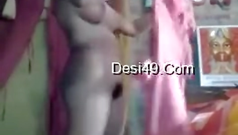 Sexy Look Desi Girl Record Nude Selfie After Bath