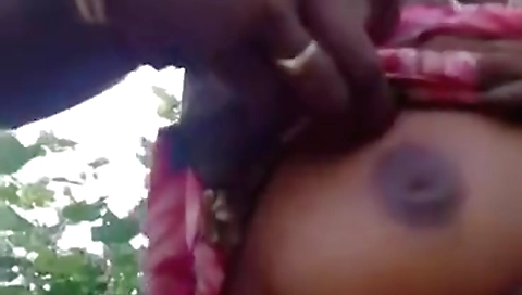Exclusive- Desi Randi Bhabhi Showing Her Boobs And Ridding Customer Dick