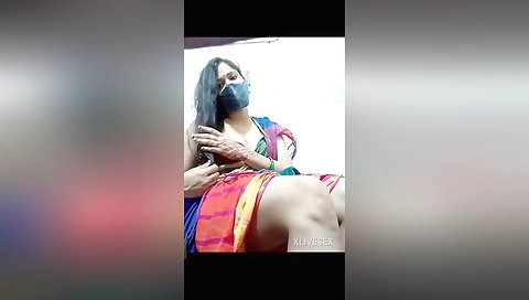 Desi Indian Mature Aunty