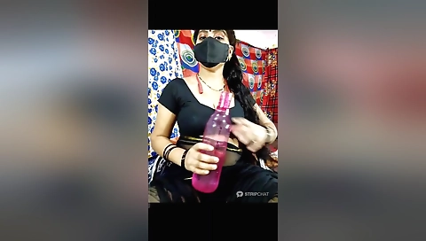 Desi Indian Mature Aunty