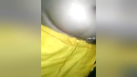 Today Exclusive -desi Bhabhi Strip Her Cloths And Blowjob