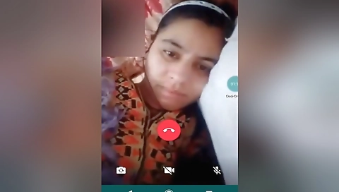 Paki Girl Showing Her Ass And Boobs On Vc 1