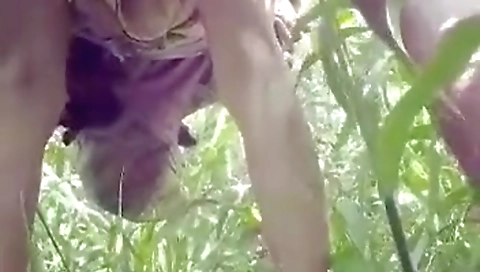 Today Exclusive- Desi Randi Bhabhi Outdoor Fucking