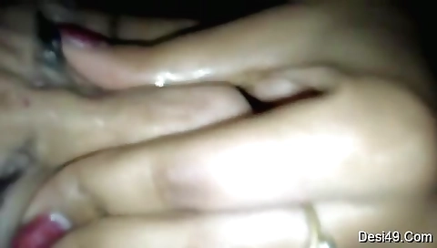 Exclusive- Cute Indian Girl Bathing